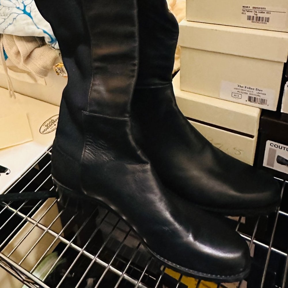 Stuart Weitzman boots - 9